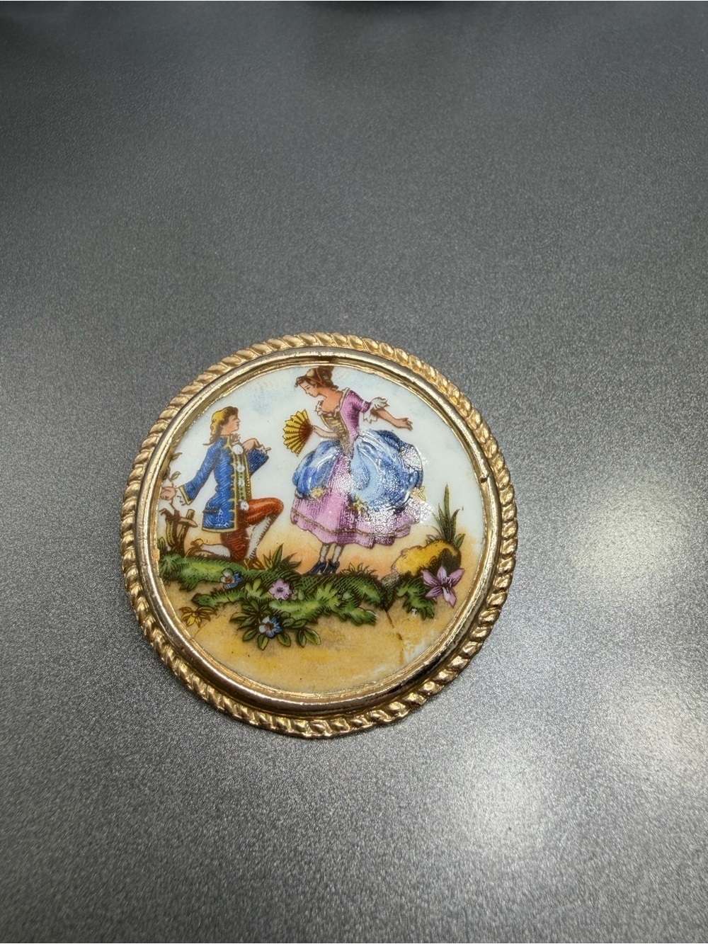 🔥2/$100 Vintage Limoges Courting Couple Brooch. #110PO